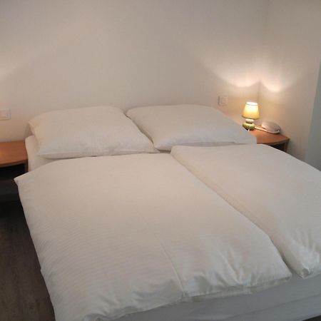Hotel Des Bois Seltz ภายนอก รูปภาพ