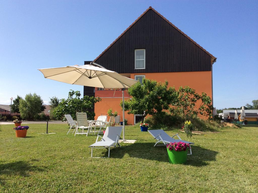 Hotel Des Bois Seltz ภายนอก รูปภาพ